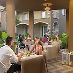 度假村 Is Serenas