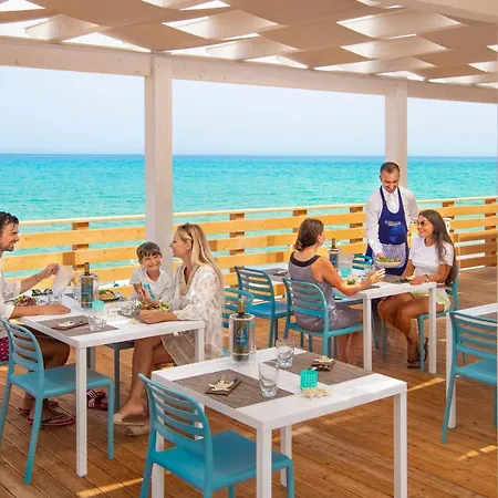 Курортный комплекс Is Serenas Бадеси