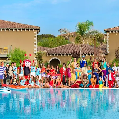 Is Serenas Ośrodek wypoczynkowy 4*