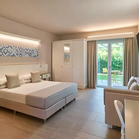 Is Serenas 4* Бадеси