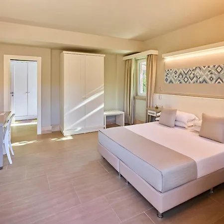 Is Serenas Бадеси